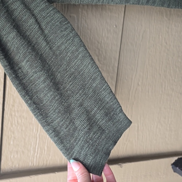 Torrid Slub Pullover Tunic V-Neck Cold Shoulder Sweater Fall 2x NWT NEW olive - Picture 10 of 11